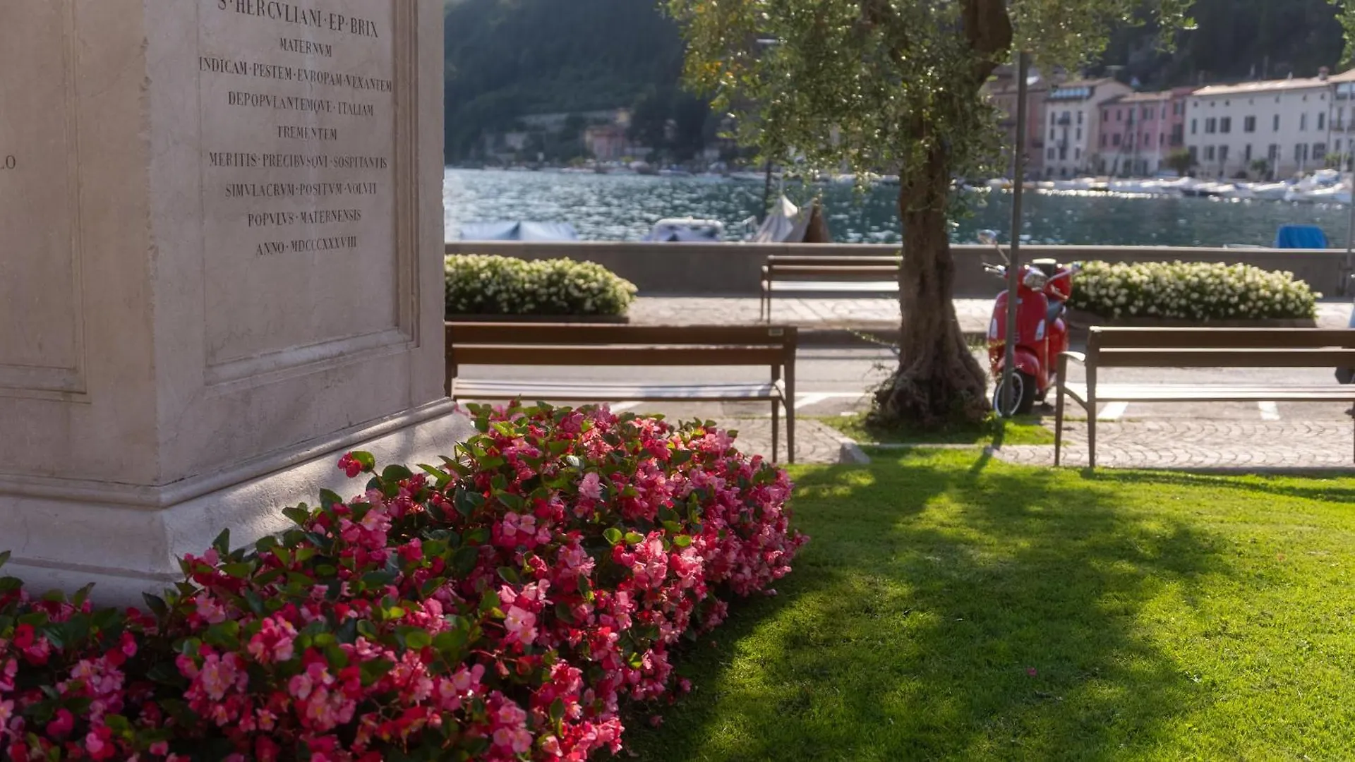 Hotel Eden Toscolano Maderno 3*,  Italy